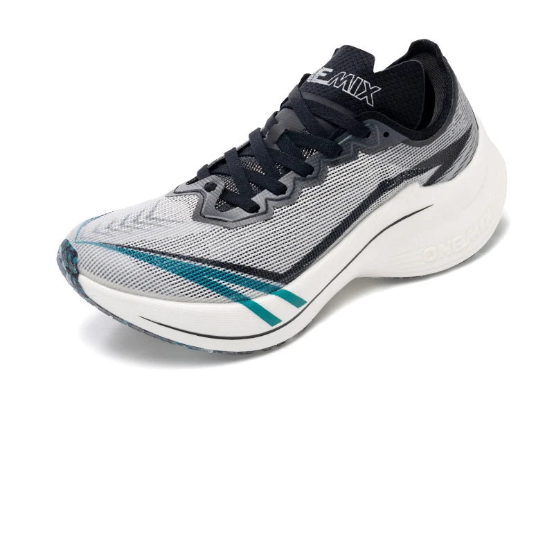 SkyStride Pro – Lightweight Performance Trainers